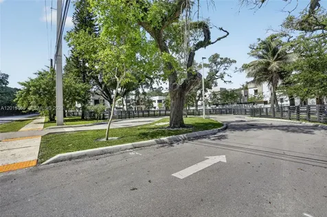 4101 N Oak Place Dania Beach FL 33314