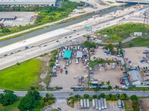 13800 NW 112th Avenue Hialeah Gardens FL 33018