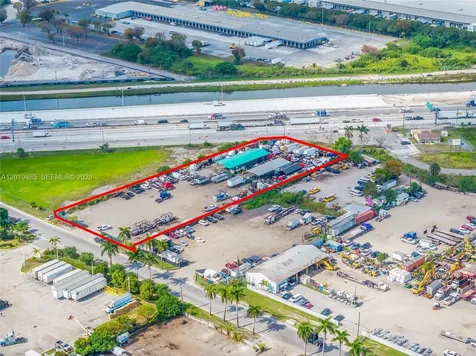 13800 NW 112th Avenue Hialeah Gardens FL 33018