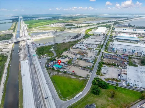 13800 NW 112th Avenue Hialeah Gardens FL 33018