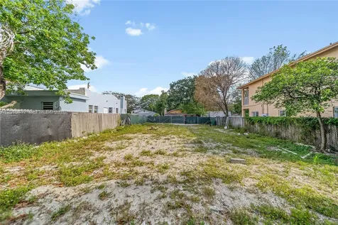 161 NE 60th Street Miami FL 33137