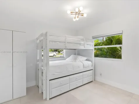 5731 SW 54th Terrace Davie FL 33314
