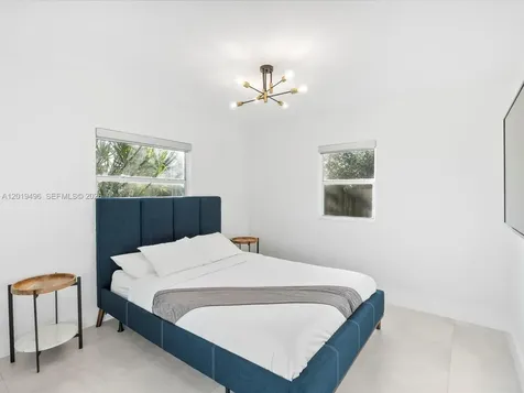 5731 SW 54th Terrace Davie FL 33314