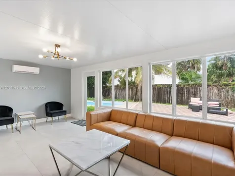 5731 SW 54th Terrace Davie FL 33314