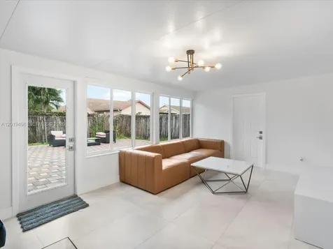 5731 SW 54th Terrace Davie FL 33314