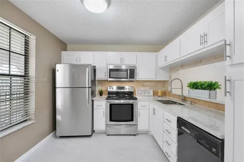 2382 NW 89th Drive Coral Springs FL 33065