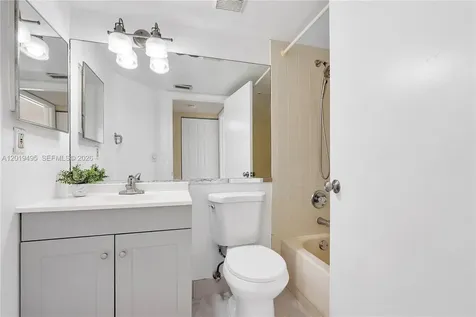 2382 NW 89th Drive Coral Springs FL 33065