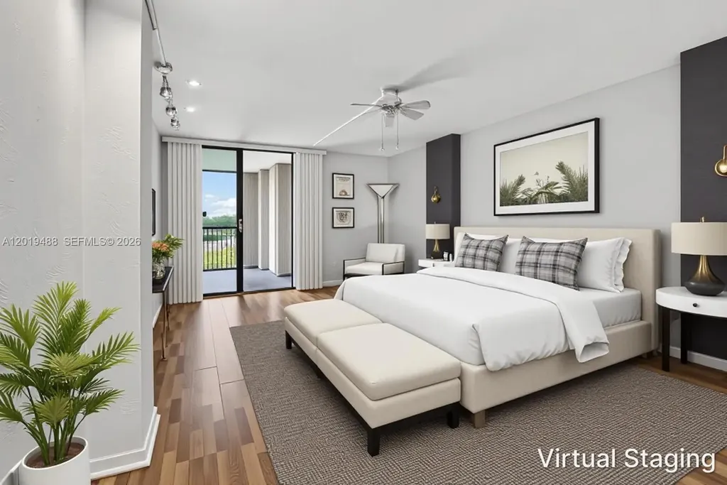 2808 N 46th Avenue Hollywood FL 33021
