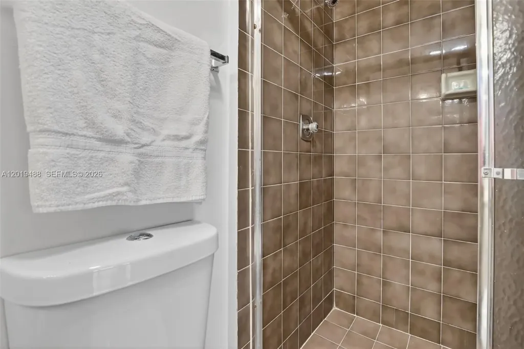 2808 N 46th Avenue Hollywood FL 33021