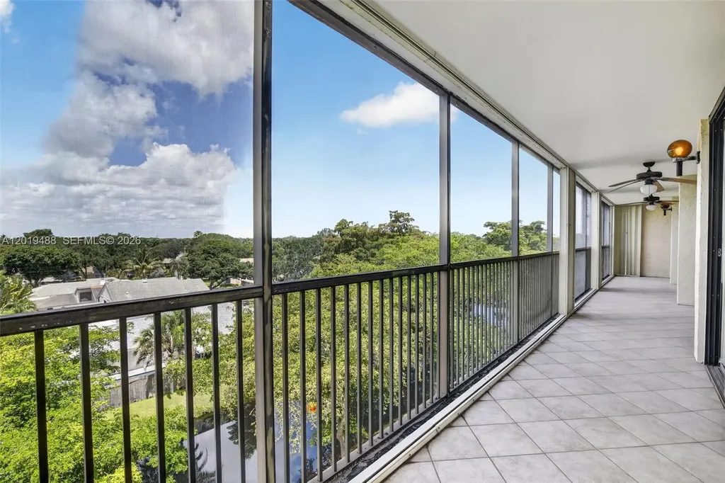 2808 N 46th Avenue Hollywood FL 33021