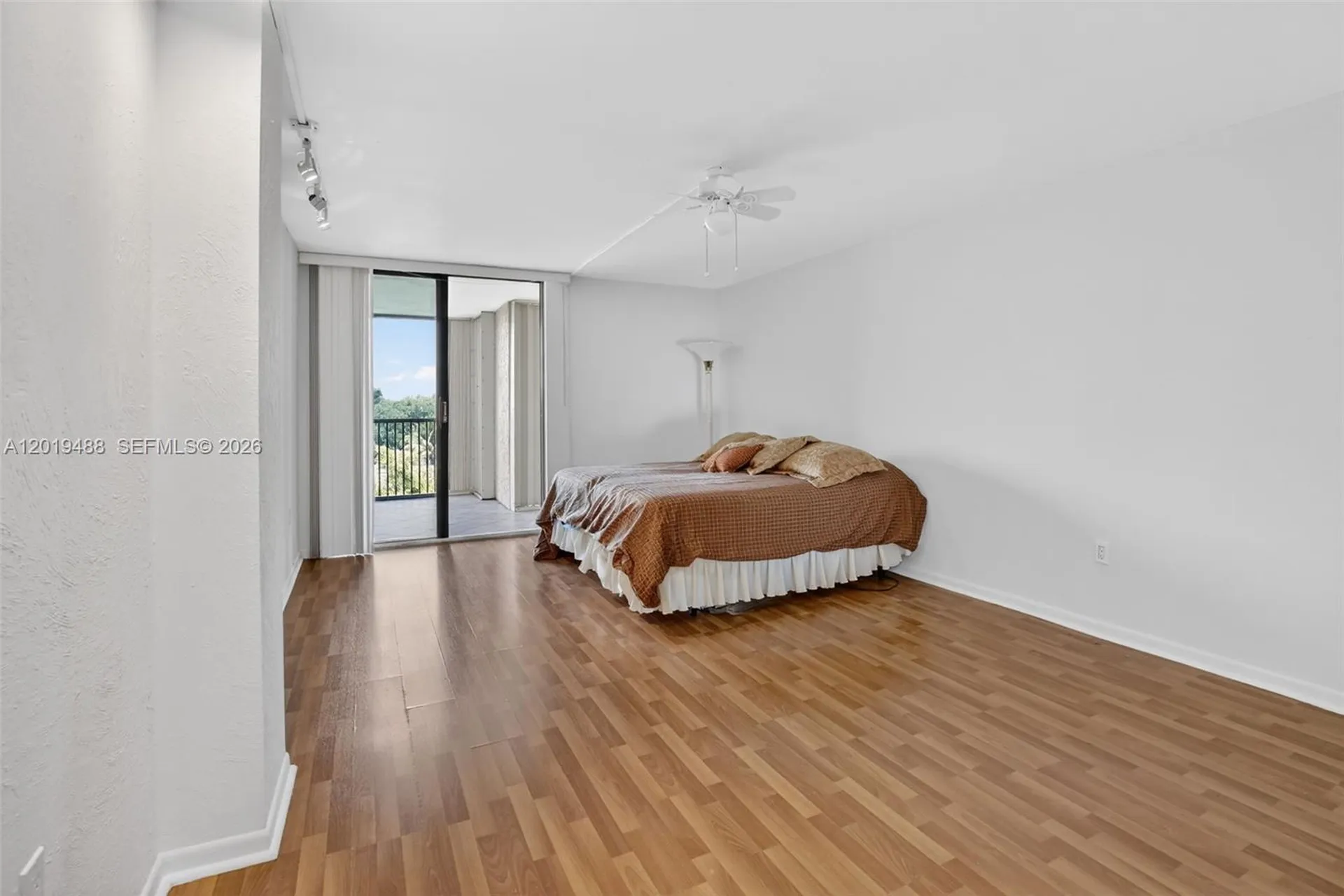 2808 N 46th Avenue Hollywood FL 33021