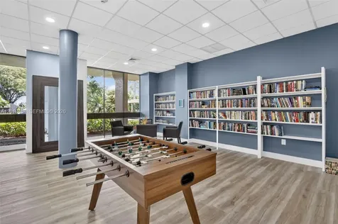 2808 N 46th Avenue Hollywood FL 33021