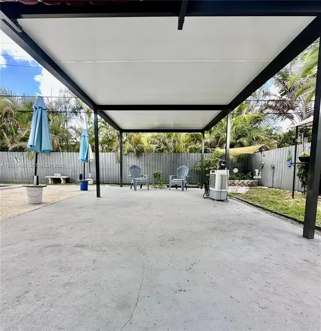 1700 SW 82nd Avenue Miami FL 33155