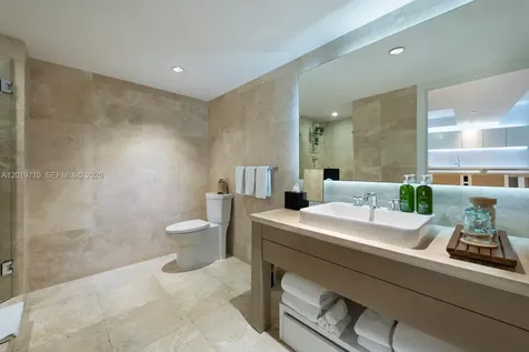 102 24th Street Miami Beach FL 33139