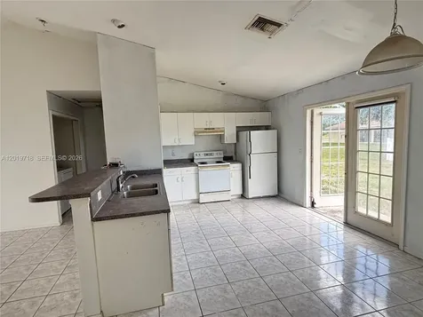 510 SW 25th Place Cape Coral FL 33991