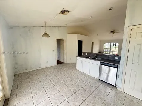 510 SW 25th Place Cape Coral FL 33991