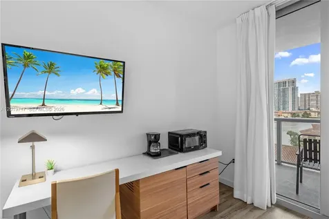 2602 E Hallandale Beach Boulevard Hallandale Beach FL 33009