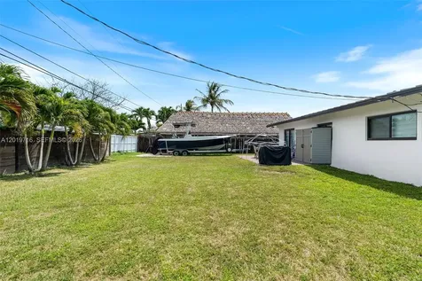 9460 Haitian Drive Cutler Bay FL 33189