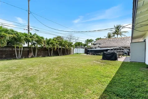 9460 Haitian Drive Cutler Bay FL 33189