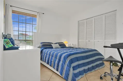 10786 N Kendall Drive Miami FL 33176