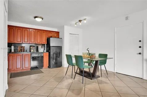 10786 N Kendall Drive Miami FL 33176