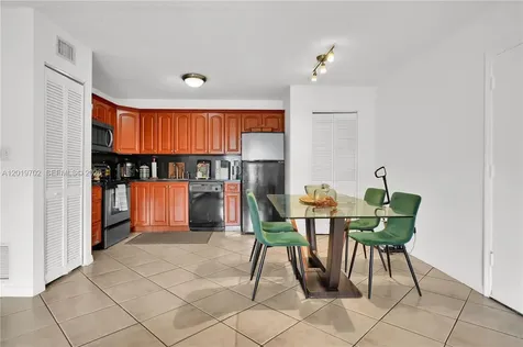 10786 N Kendall Drive Miami FL 33176