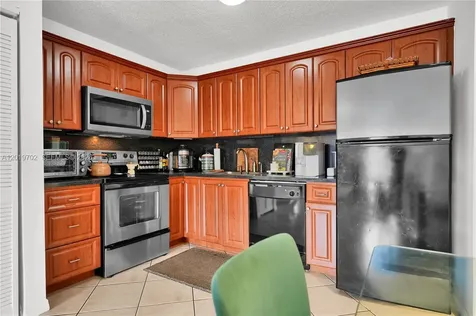 10786 N Kendall Drive Miami FL 33176