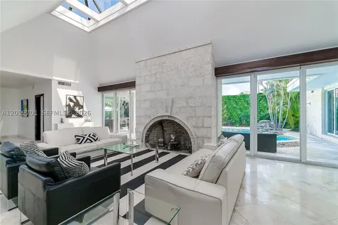 111 S Hibiscus Drive Miami Beach FL 33139