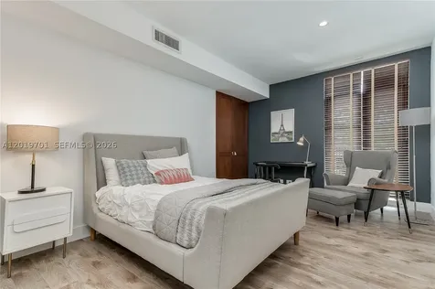 111 S Hibiscus Drive Miami Beach FL 33139