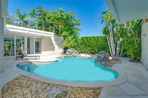 111 S Hibiscus Drive Miami Beach FL 33139
