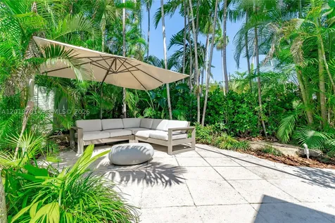 111 S Hibiscus Drive Miami Beach FL 33139