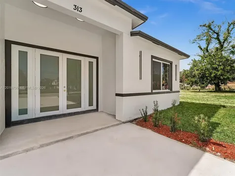 313 13th S Street Fort Pierce FL 34950