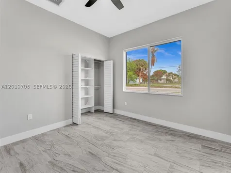 313 S 13th Street Fort Pierce FL 34950