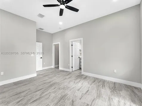 313 S 13th Street Fort Pierce FL 34950