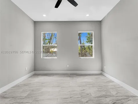 313 S 13th Street Fort Pierce FL 34950