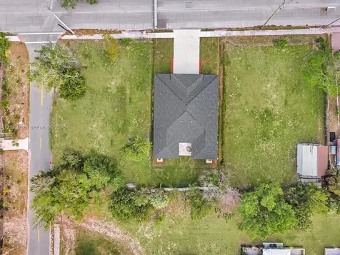313 13th S Street Fort Pierce FL 34950