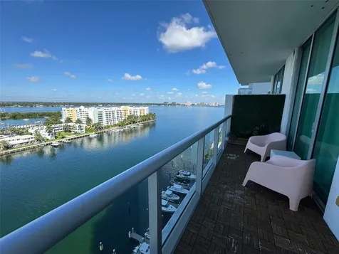 7928 East Drive North Bay Village FL 33141