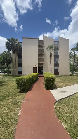 14611 N Kendall Drive Miami FL 33186