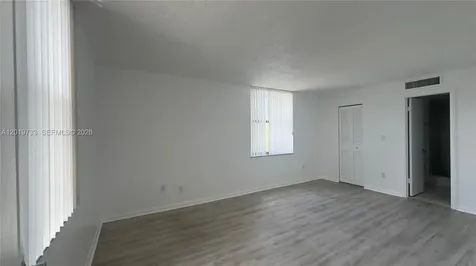 14611 N Kendall Drive Miami FL 33186