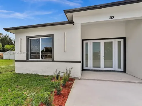 313 13th S Street Fort Pierce FL 34950