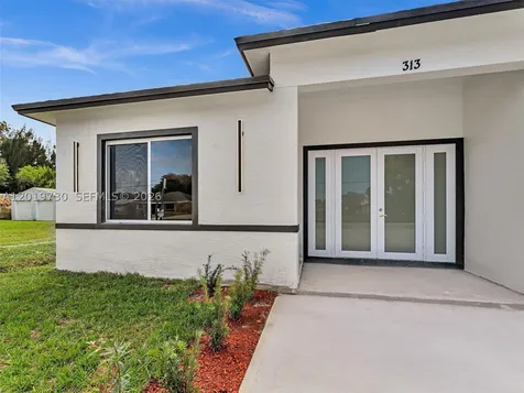 313 S 13th Street Fort Pierce FL 34950