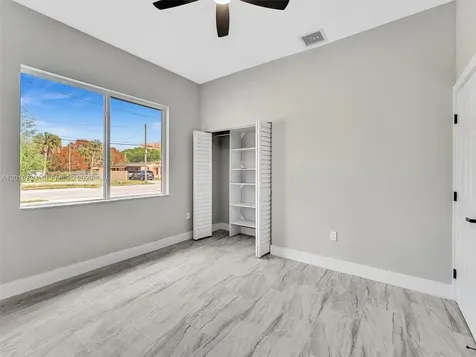 313 13th S Street Fort Pierce FL 34950