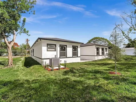313 13th S Street Fort Pierce FL 34950