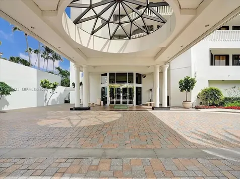 3000 Island Boulevard Aventura FL 33160