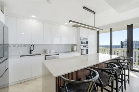 3000 Island Boulevard Aventura FL 33160