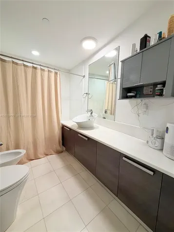 2950 NE 188th Street Aventura FL 33180