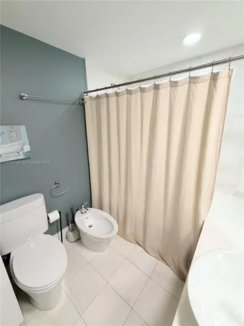 2950 NE 188th Street Aventura FL 33180