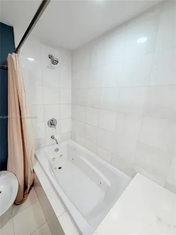 2950 NE 188th Street Aventura FL 33180