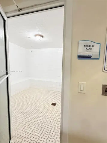 2950 NE 188th Street Aventura FL 33180