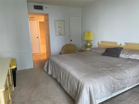 100 Bayview Drive Sunny Isles Beach FL 33160